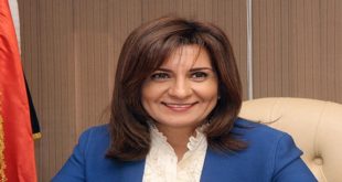 السفيرة نبيلة مكرم وزيرة الهجرة المصرية